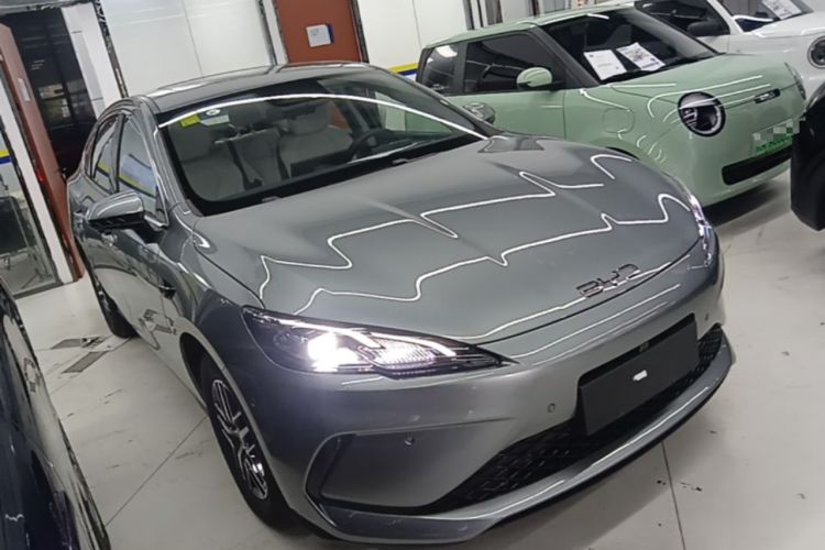 Used BYD Seal 05 DM-i 2025 DM-i Intelligent Drive 120KM Flagship Model Front Right 45 Deg
