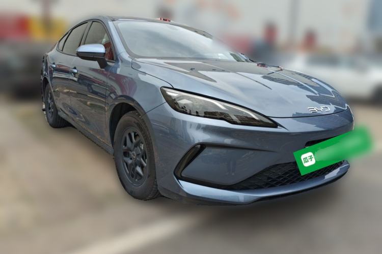 Used BYD Seal 05 DM-i 2025 DM-i Smart Drive 55KM Luxury Model Front Right 45 Deg
