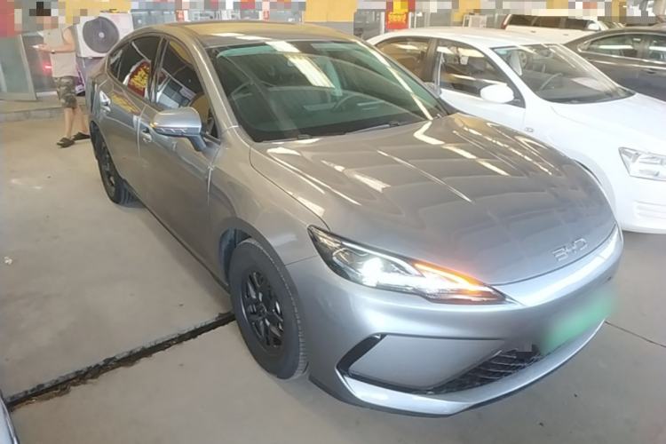 Used BYD Seal 05 DM-i 2025 DM-i Smart Drive 55KM Luxury Model Front Right 45 Deg