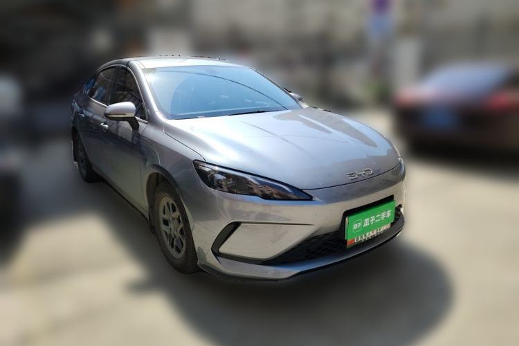 Used BYD Seal 05 DM-i 2025 DM-i Smart Drive 55KM Luxury Model Front Right 45 Deg
