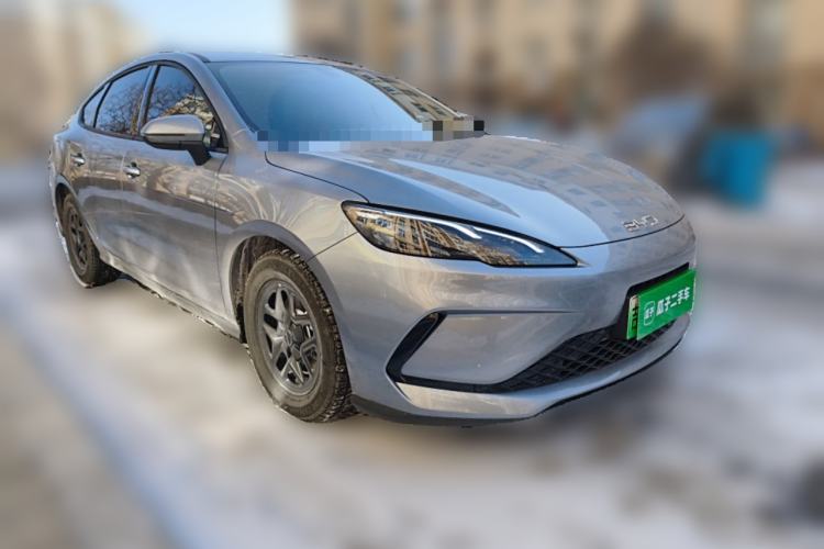 Used BYD Seal 05 DM-i 2025 DM-i Smart Drive 55KM Luxury Model Front Right 45 Deg