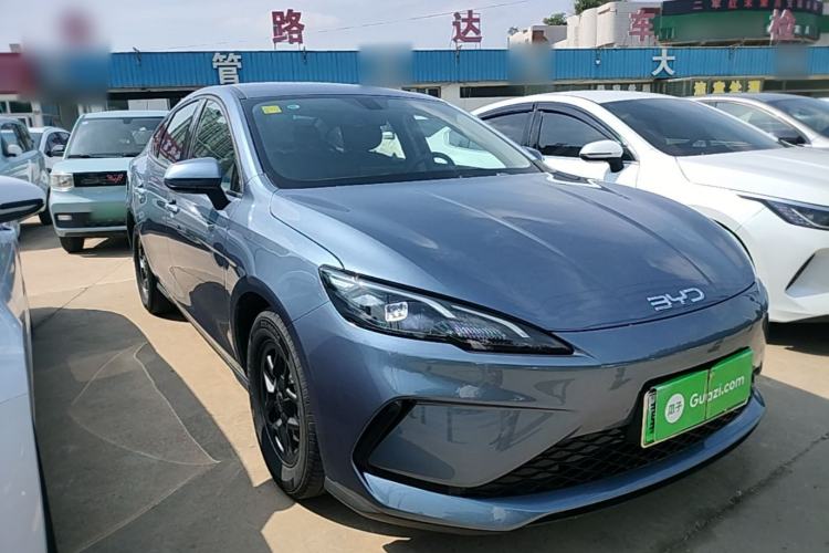 Used BYD Seal 05 DM-i 2025 DM-i Smart Drive 55KM Luxury Model Front Right 45 Deg