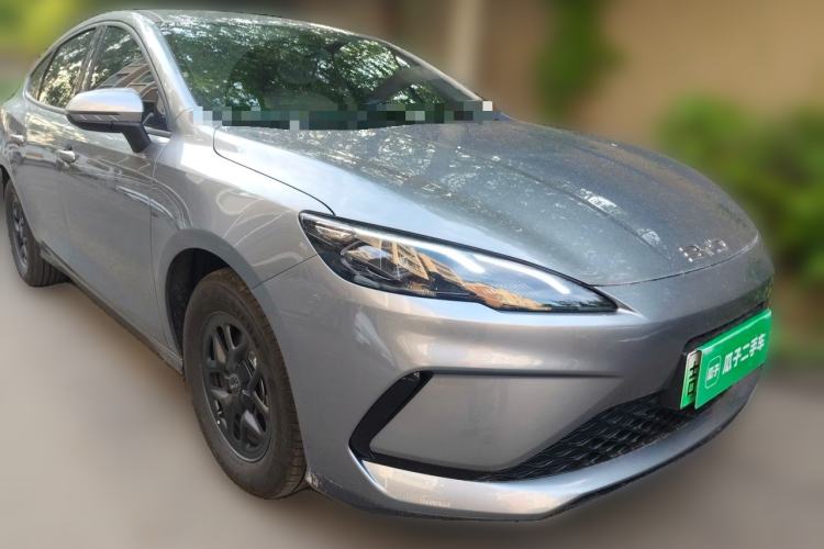 Used BYD Seal 05 DM-i 2025 DM-i Smart Drive 55KM Luxury Model Front Right 45 Deg