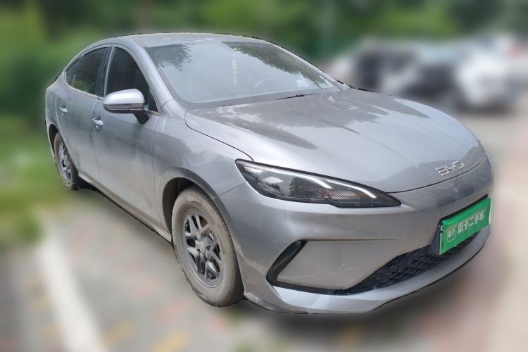 Used BYD Seal 05 DM-i 2025 DM-i Smart Drive 55KM Luxury Model Front Right 45 Deg