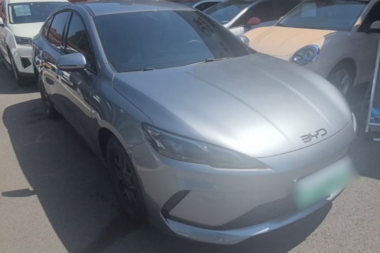 Used BYD Seal 05 DM-i 2025 DM-i Smart Drive 55KM Luxury Model Front Right 45 Deg
