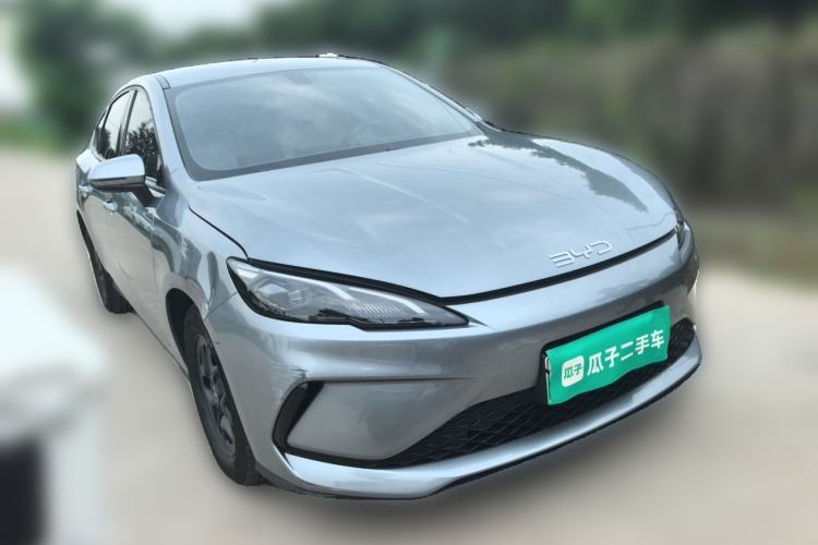 Used BYD Seal 05 DM-i 2025 DM-i Smart Drive 55KM Luxury Model Front Right 45 Deg