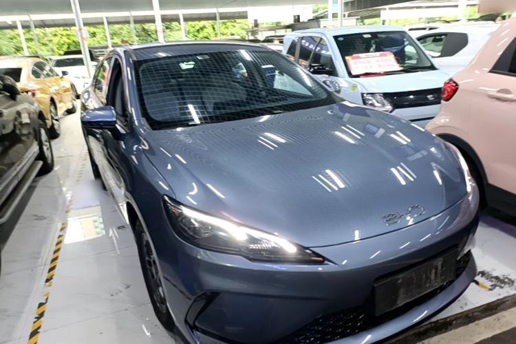 Used BYD Seal 05 DM-i 2025 DM-i Smart Drive 55KM Luxury Model Front Right 45 Deg