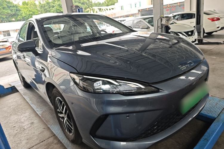 Used BYD Seal 05 DM-i 2025 DM-i Intelligent Drive 120KM Flagship Model Front Right 45 Deg