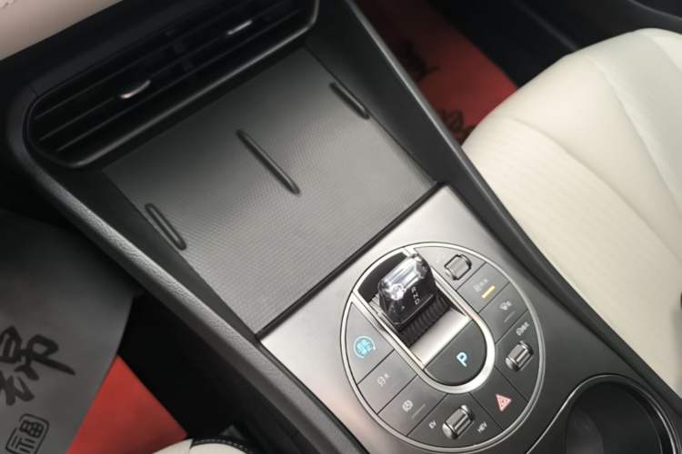 Used BYD Seal 05 DM-i 2025 DM-i Smart Drive 55KM Luxury Model Gear Lever