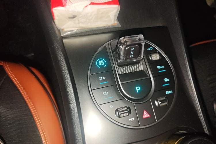 Used BYD Seal 05 DM-i 2025 DM-i Smart Drive 55KM Luxury Model Gear Lever