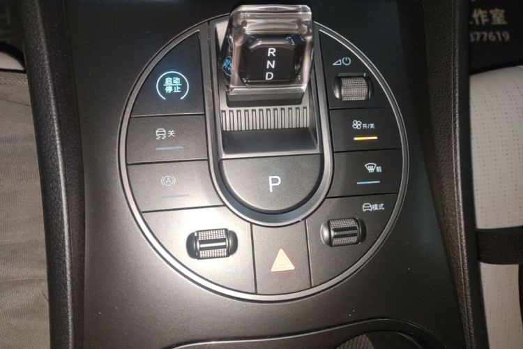 Used BYD Seal 05 DM-i 2025 DM-i Smart Drive 55KM Luxury Model Gear Lever
