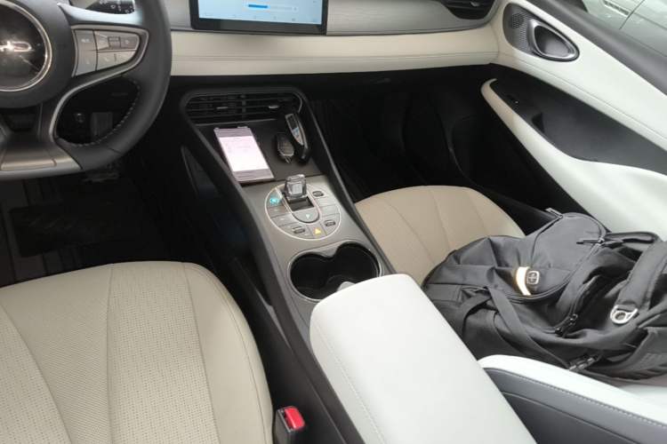 Used BYD Seal 05 DM-i 2025 DM-i Smart Drive 55KM Luxury Model Gear Lever