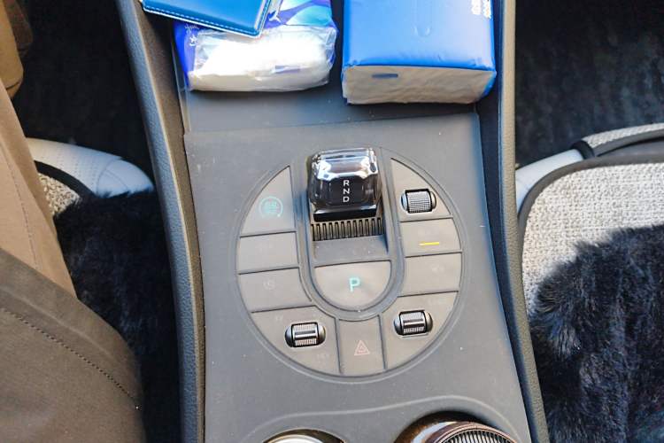 Used BYD Seal 05 DM-i 2025 DM-i Smart Drive 55KM Luxury Model Gear Lever