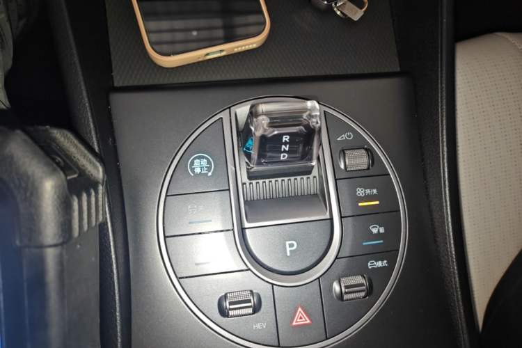 Used BYD Seal 05 DM-i 2025 DM-i Smart Drive 55KM Luxury Model Gear Lever