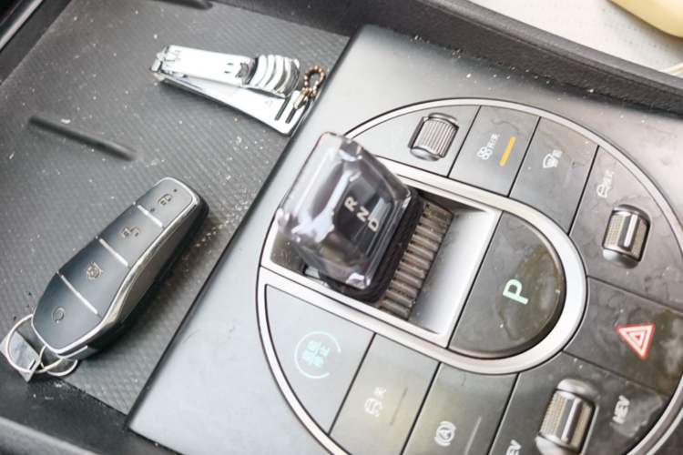 Used BYD Seal 05 DM-i 2025 DM-i Smart Drive 55KM Luxury Model Gear Lever