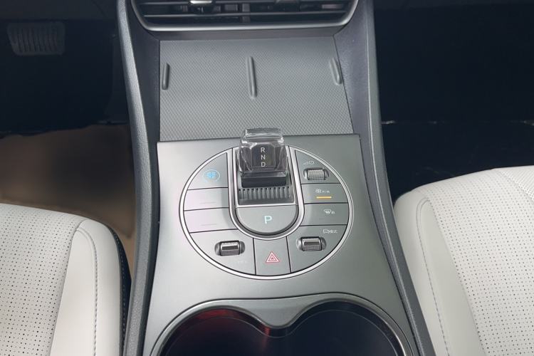 Used BYD Seal 05 DM-i 2025 DM-i Smart Drive 55KM Luxury Model Gear Lever