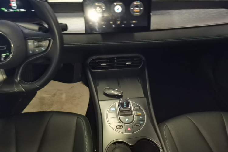 Used BYD Seal 05 DM-i 2025 DM-i Smart Drive 55KM Luxury Model Gear Lever