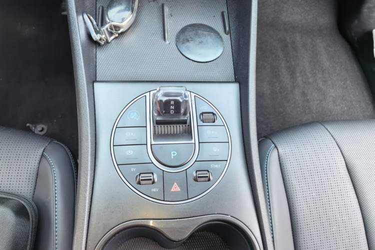 Used BYD Seal 05 DM-i 2025 DM-i Smart Drive 55KM Luxury Model Gear Lever