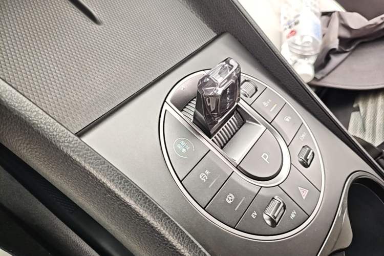 Used BYD Seal 05 DM-i 2025 DM-i Smart Drive 55KM Luxury Model Gear Lever