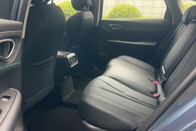 Used BYD Seal 05 DM-i 2025 DM-i Intelligent Drive 120KM Flagship Model Interior 2