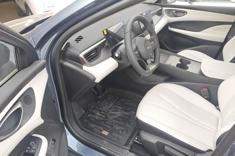Used BYD Seal 05 DM-i 2025 DM-i Smart Drive 55KM Luxury Model Interior 3