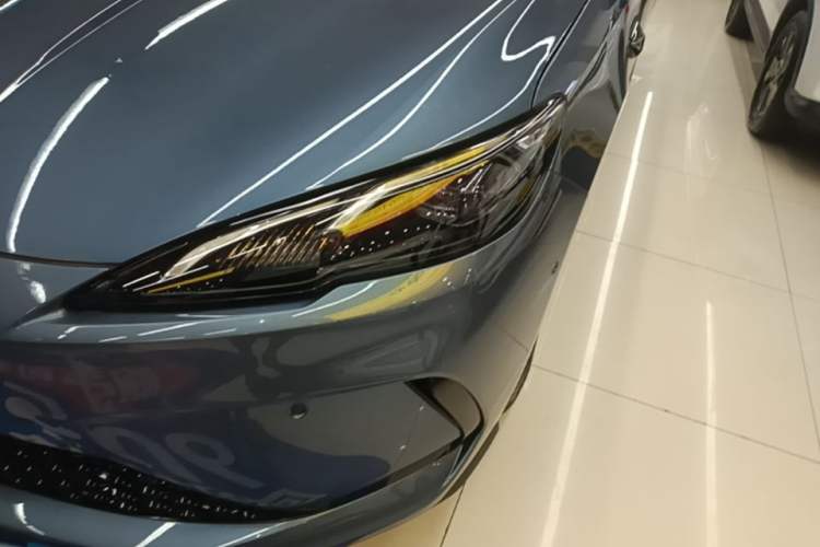 Used BYD Seal 05 DM-i 2025 DM-i Intelligent Drive 120KM Flagship Model Left Front Headlight