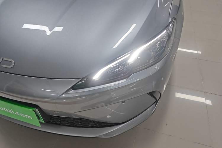 Used BYD Seal 05 DM-i 2025 DM-i Intelligent Drive 120KM Flagship Model Left Front Headlight