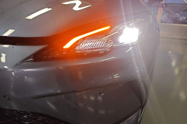 Used BYD Seal 05 DM-i 2025 DM-i Smart Drive 55KM Prestige Model Left Front Headlight