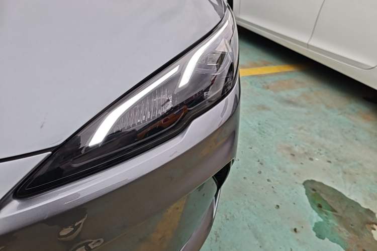 Used BYD Seal 05 DM-i 2025 DM-i Smart Drive 55KM Luxury Model Left Front Headlight