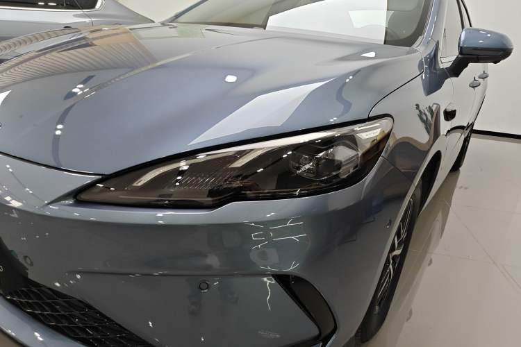 Used BYD Seal 05 DM-i 2025 DM-i Intelligent Drive 120KM Flagship Model Left Front Headlight