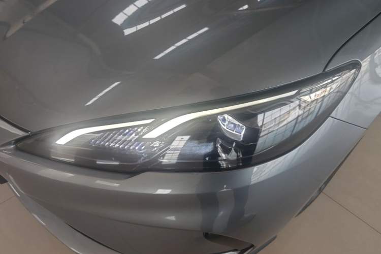 Used BYD Seal 05 DM-i 2025 DM-i Smart Drive 55KM Luxury Model Left Front Headlight