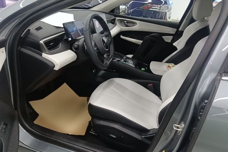 Used BYD Seal 05 DM-i 2025 DM-i Intelligent Drive 120KM Flagship Model Left Front Seat