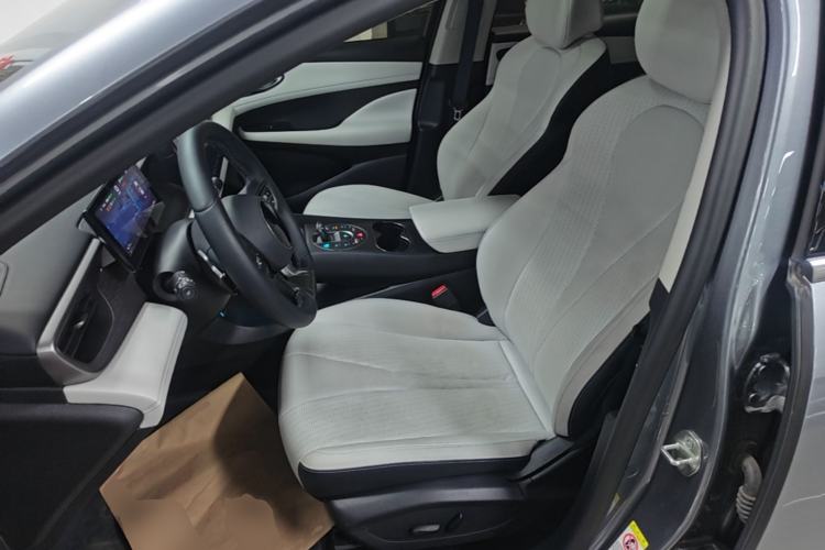 Used BYD Seal 05 DM-i 2025 DM-i Intelligent Drive 120KM Flagship Model Left Front Seat