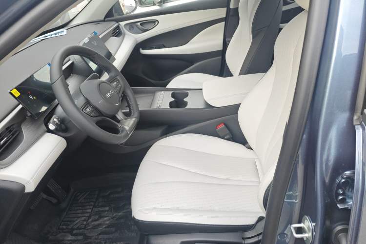 Used BYD Seal 05 DM-i 2025 DM-i Smart Drive 55KM Luxury Model Left Front Seat