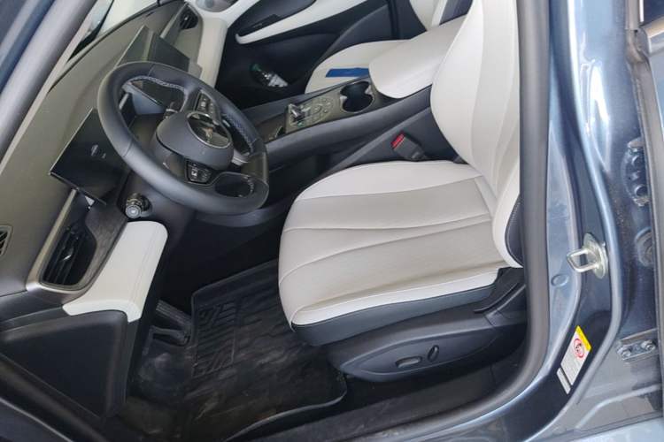 Used BYD Seal 05 DM-i 2025 DM-i Intelligent Drive 120KM Flagship Model Left Front Seat