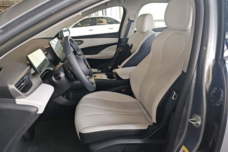 Used BYD Seal 05 DM-i 2025 DM-i Intelligent Drive 120KM Flagship Model Left Front Seat