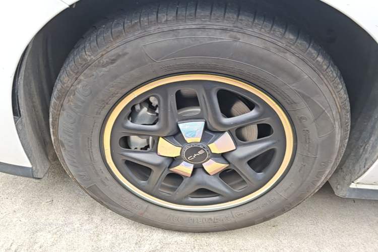 Used BYD Seal 05 DM-i 2025 DM-i Smart Drive 55KM Luxury Model Left Front Wheel Hub