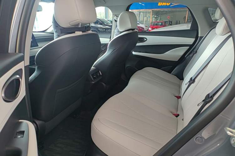 Used BYD Seal 05 DM-i 2025 DM-i Smart Drive 55KM Luxury Model Left Rear Seat