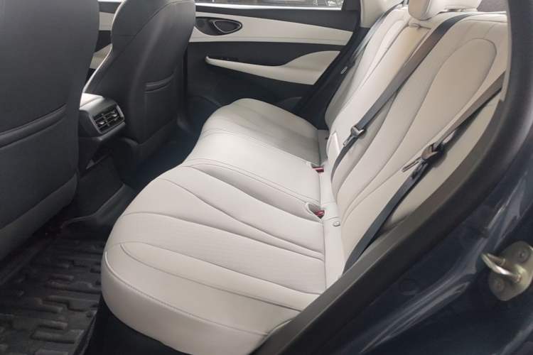 Used BYD Seal 05 DM-i 2025 DM-i Intelligent Drive 120KM Flagship Model Left Rear Seat