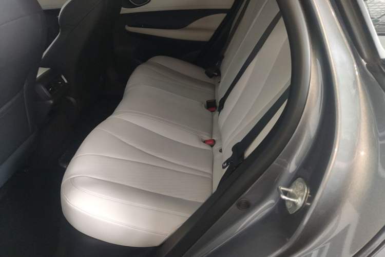 Used BYD Seal 05 DM-i 2025 DM-i Smart Drive 55KM Luxury Model Left Rear Seat