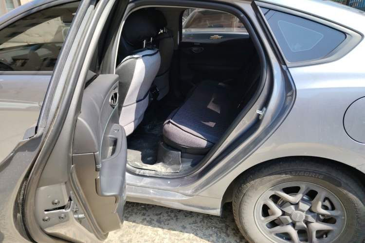 Used BYD Seal 05 DM-i 2025 DM-i Smart Drive 55KM Luxury Model Left Rear Seat