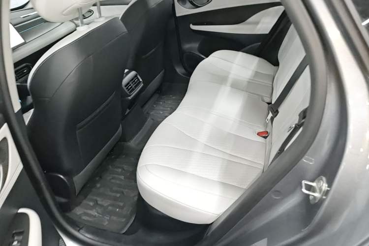 Used BYD Seal 05 DM-i 2025 DM-i Intelligent Drive 120KM Flagship Model Left Rear Seat