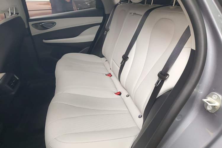 Used BYD Seal 05 DM-i 2025 DM-i Intelligent Drive 120KM Flagship Model Left Rear Seat