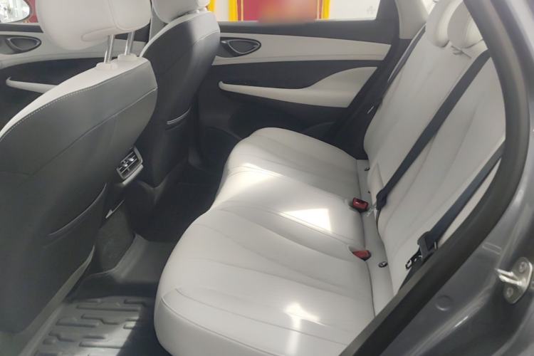 Used BYD Seal 05 DM-i 2025 DM-i Intelligent Drive 120KM Flagship Model Left Rear Seat