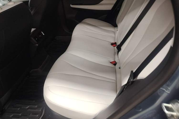 Used BYD Seal 05 DM-i 2025 DM-i Intelligent Drive 120KM Flagship Model Left Rear Seat
