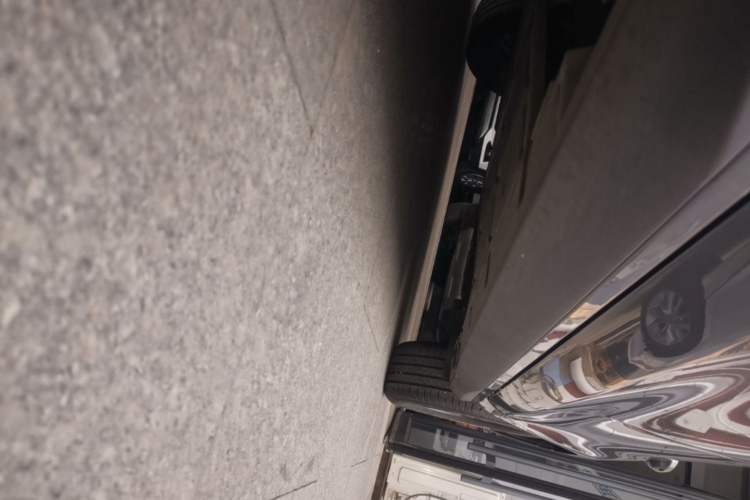 Used BYD Seal 05 DM-i 2025 DM-i Smart Drive 55KM Luxury Model Left Side Sill