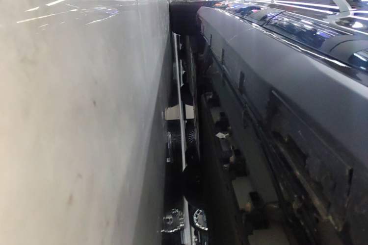 Used BYD Seal 05 DM-i 2025 DM-i Intelligent Drive 120KM Flagship Model Left Side Sill