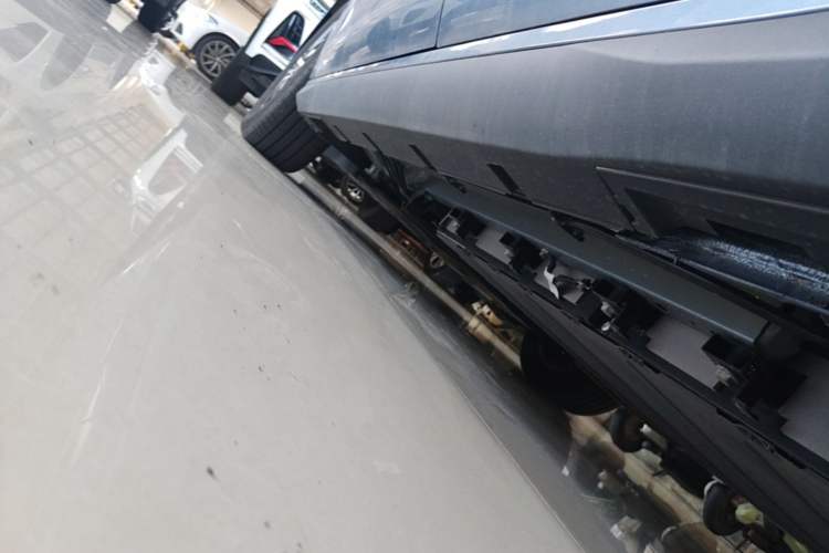 Used BYD Seal 05 DM-i 2025 DM-i Intelligent Drive 120KM Flagship Model Left Side Sill