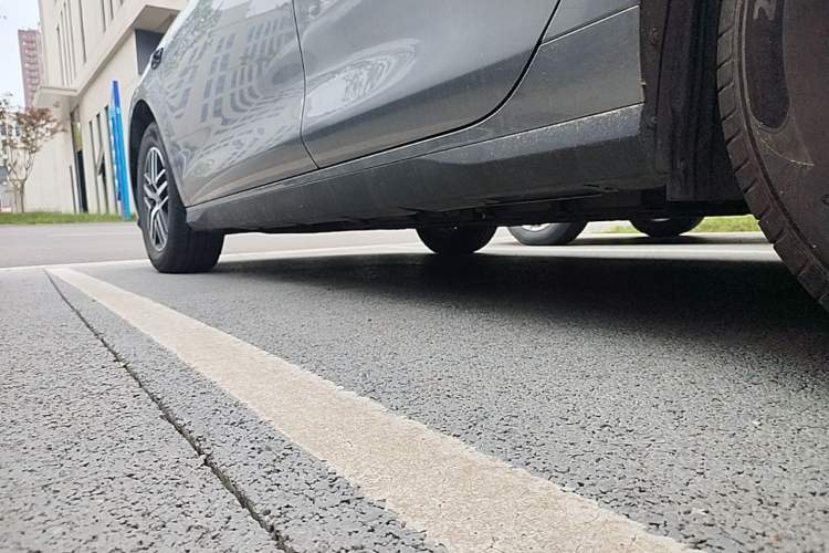 Used BYD Seal 05 DM-i 2025 DM-i Intelligent Drive 120KM Flagship Model Left Side Sill