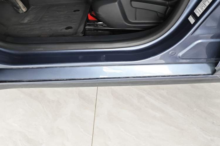 Used BYD Seal 05 DM-i 2025 DM-i Smart Drive 55KM Luxury Model Left Side Sill